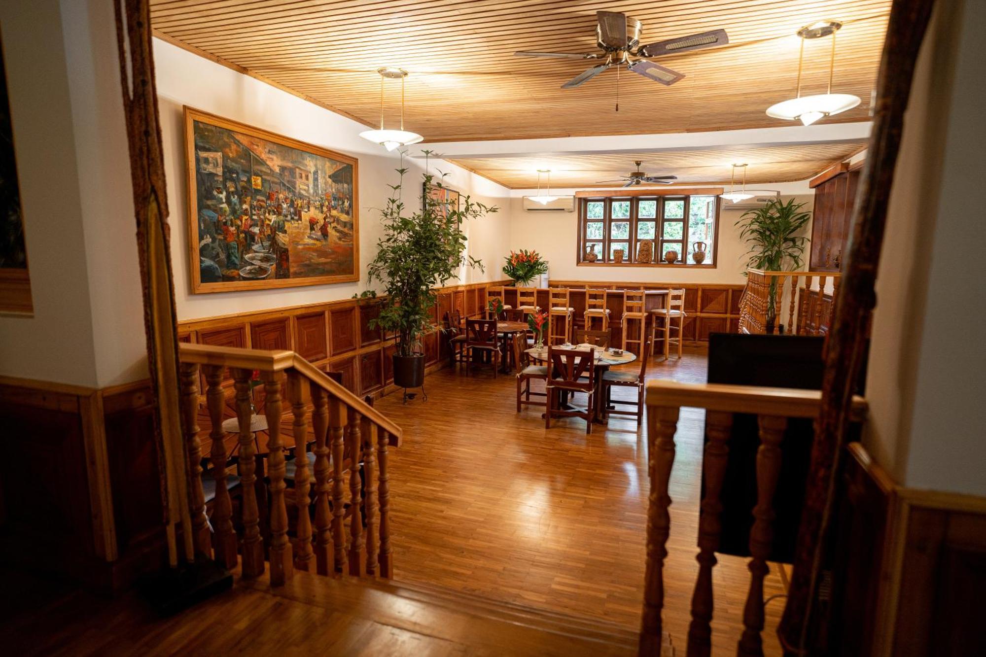 Esther'S Hotel 아크라 외부 사진