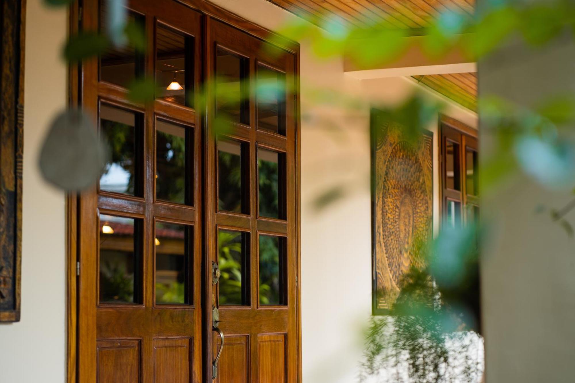 Esther'S Hotel 아크라 외부 사진
